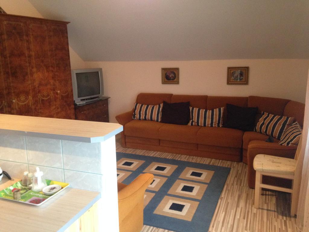 Szeman Kis Apartmanok Harkany Bagian luar foto